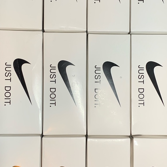 Nike Socks - Picture 3 of 3